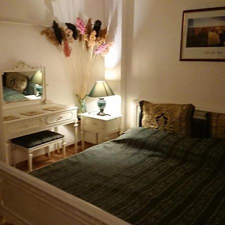 One Bedroom Apartment French Embassy بوخارست المظهر الخارجي الصورة